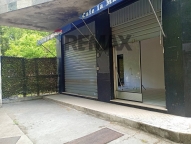 negozio in vendita a Mantova