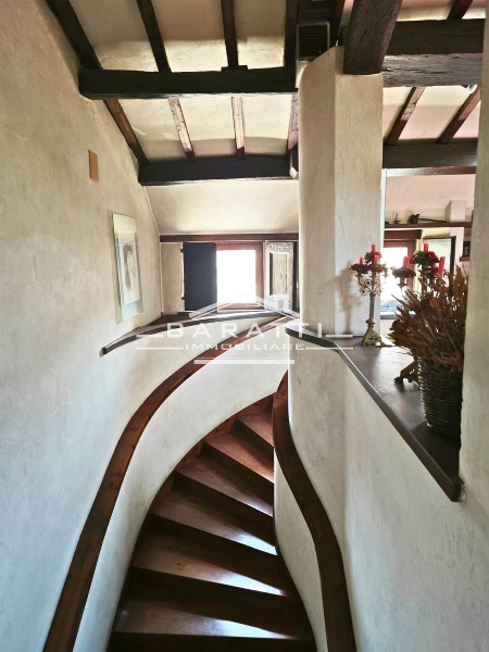 casa indipendente in vendita a Mantova in zona Centro Storico