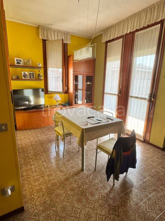 appartamento in vendita a Mantova in zona Lunetta-Frassino