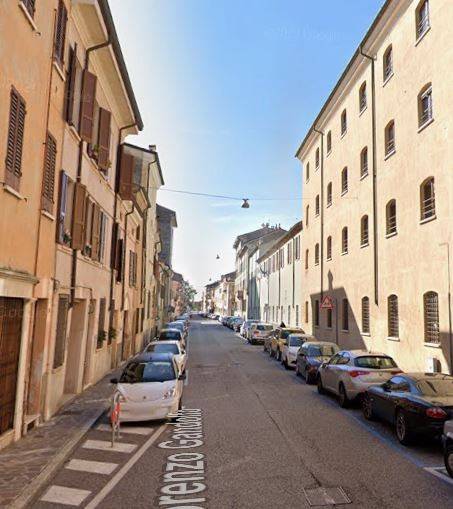 negozio in vendita a Mantova in zona Centro Storico