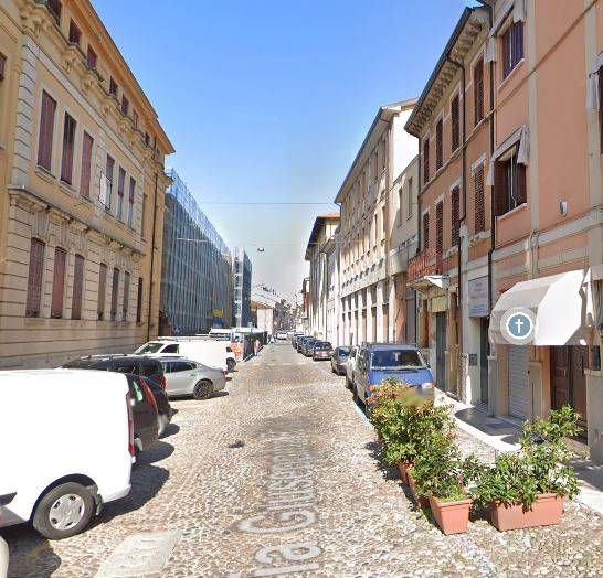 casa indipendente in vendita a Mantova in zona Centro Storico