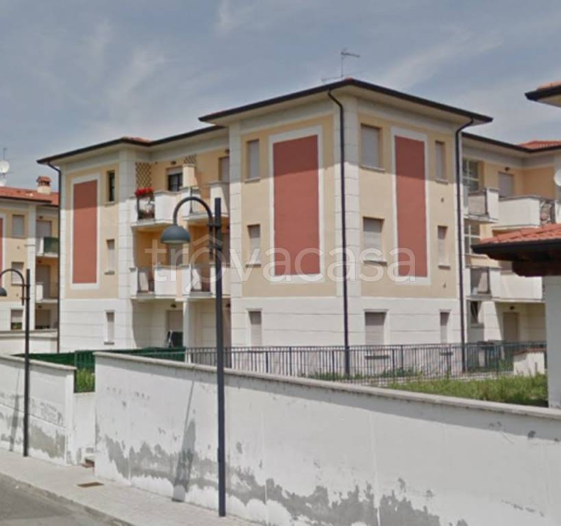 appartamento in vendita a Mantova in zona Cittadella
