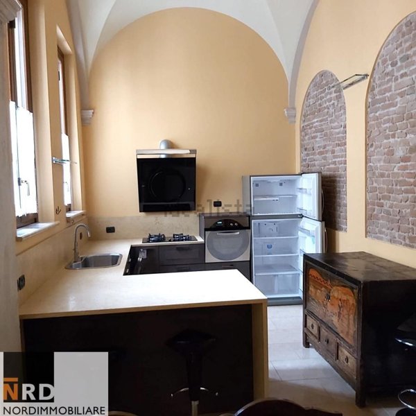 appartamento in vendita a Mantova in zona Centro Storico