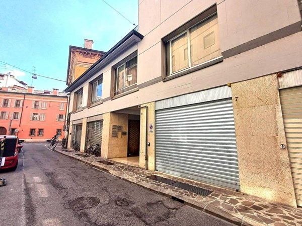 negozio in vendita a Mantova