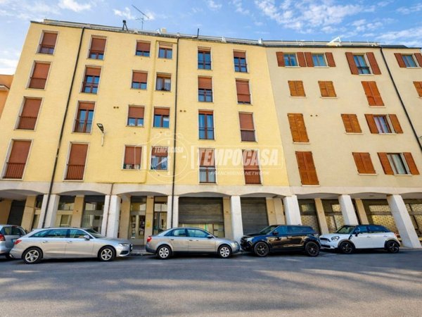 appartamento in vendita a Mantova in zona Centro Storico
