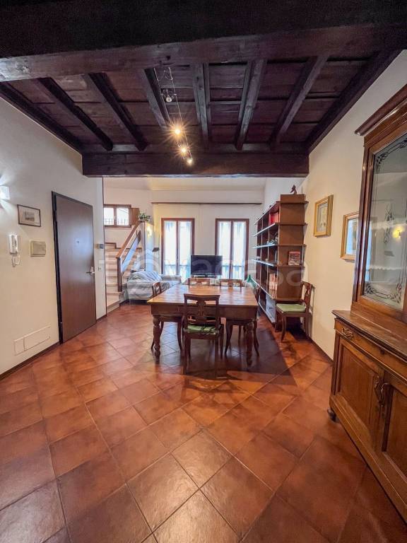 appartamento in vendita a Mantova in zona Centro Storico
