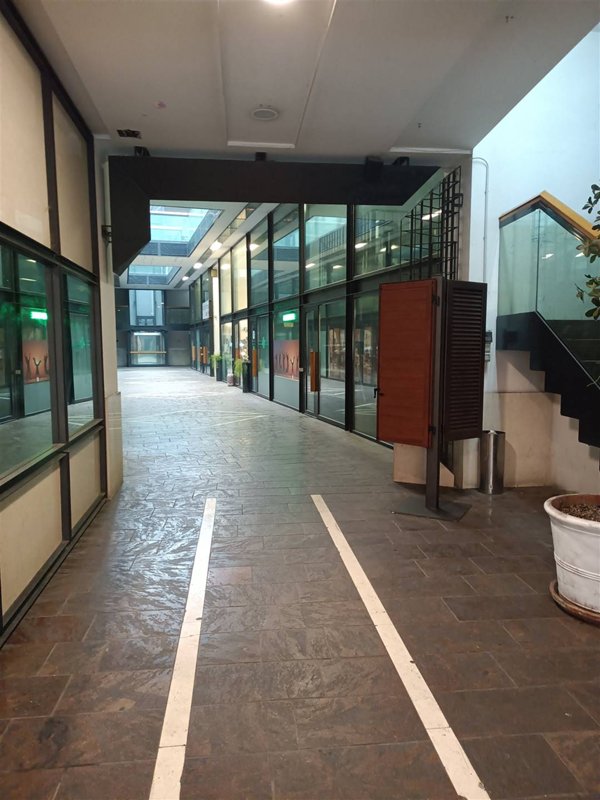 negozio in vendita a Mantova in zona Centro Storico