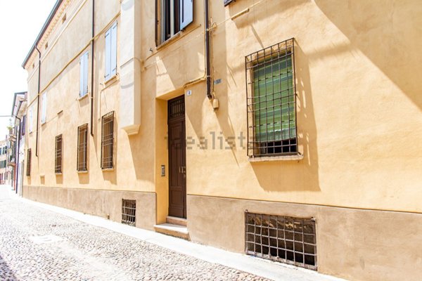 appartamento in vendita a Mantova in zona Centro Storico