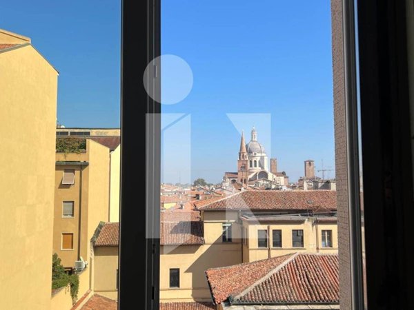 appartamento in vendita a Mantova in zona Centro Storico