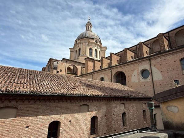 appartamento in vendita a Mantova in zona Centro Storico