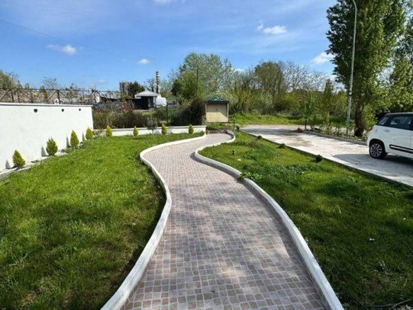 appartamento in vendita a Mantova in zona Lunetta-Frassino