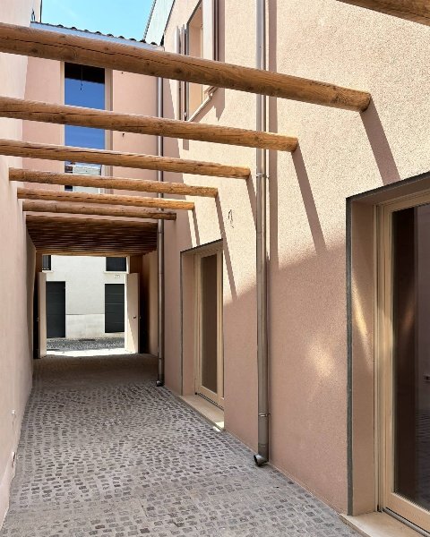 casa indipendente in vendita a Mantova in zona Centro Storico