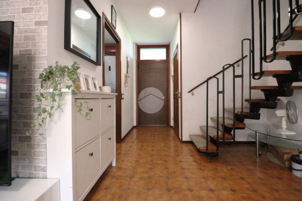 appartamento in vendita a Mantova in zona Frassino
