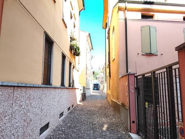 appartamento in vendita a Mantova in zona Centro Storico