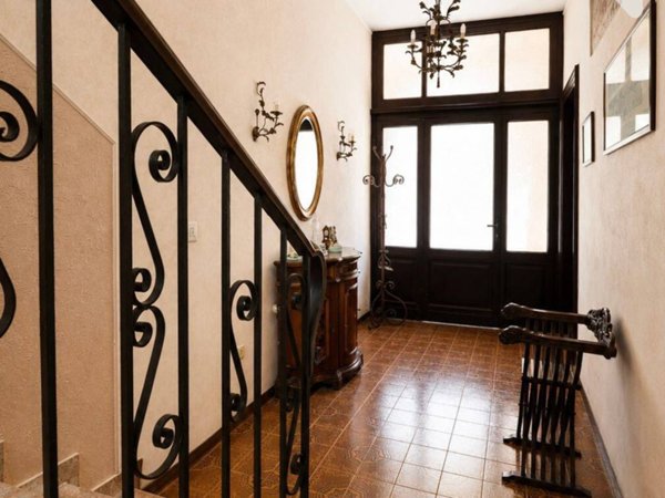 casa indipendente in vendita a Mantova in zona Centro Storico