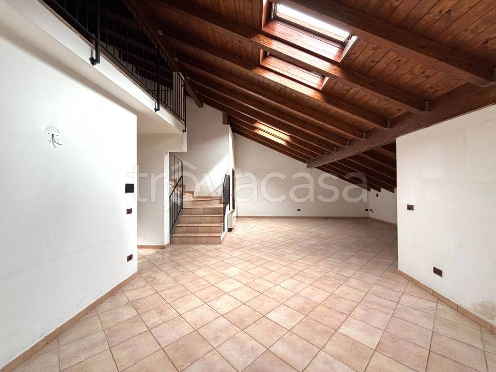 casa indipendente in vendita a Mantova in zona Centro Storico