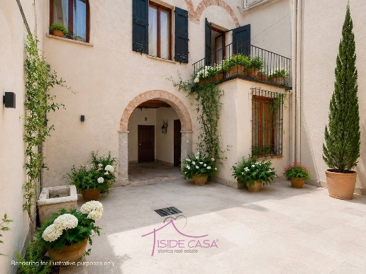 casa indipendente in vendita a Mantova in zona Centro Storico