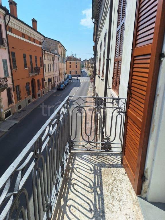appartamento in vendita a Mantova in zona Centro Storico