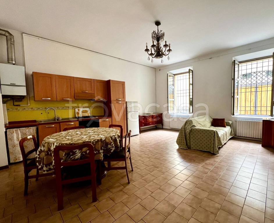 appartamento in vendita a Mantova in zona Centro Storico