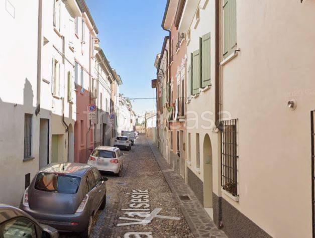 casa indipendente in vendita a Mantova