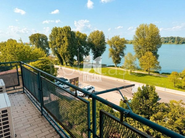 appartamento in vendita a Mantova in zona Centro Storico