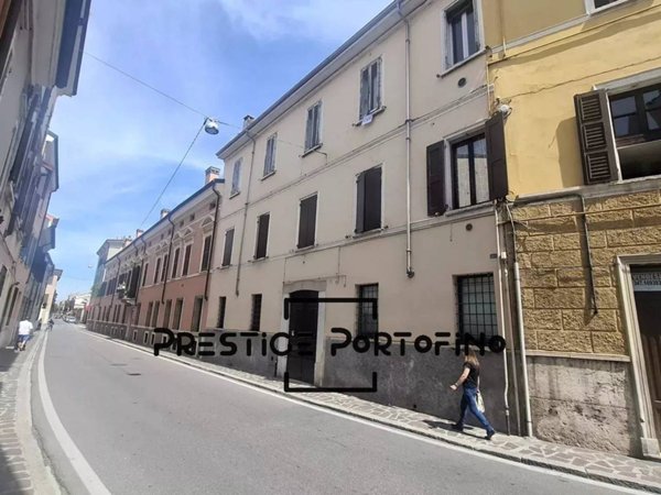 appartamento in vendita a Mantova in zona Centro Storico