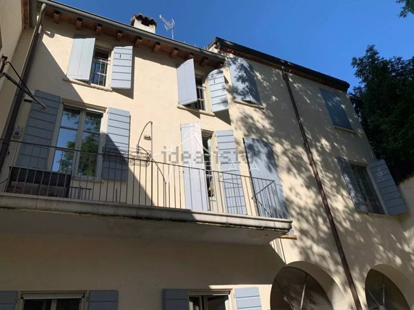 casa indipendente in vendita a Mantova in zona Corso Vittorio Emanuele II