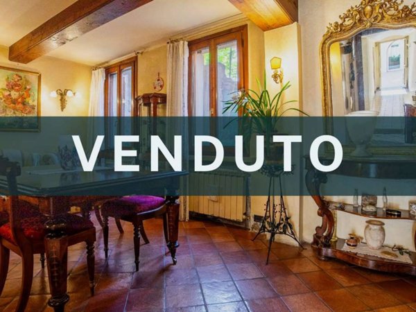 appartamento in vendita a Mantova in zona Centro Storico