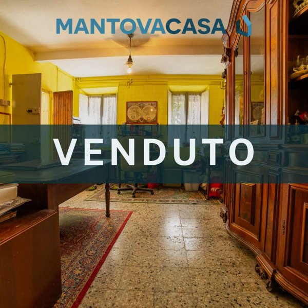appartamento in vendita a Mantova in zona Centro Storico