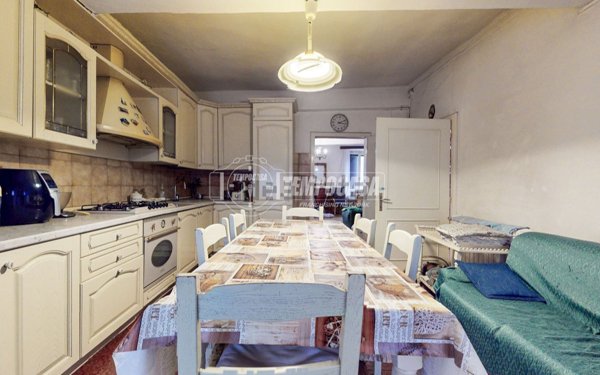 casa indipendente in vendita a Mantova