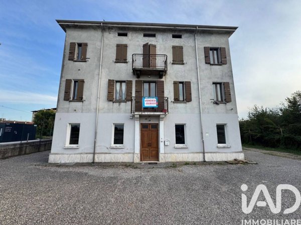 appartamento in vendita a Mantova in zona Centro Storico