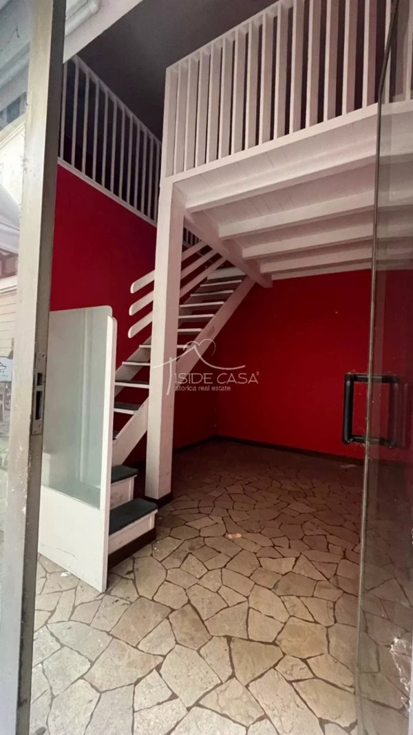 ufficio in vendita a Mantova in zona Centro Storico