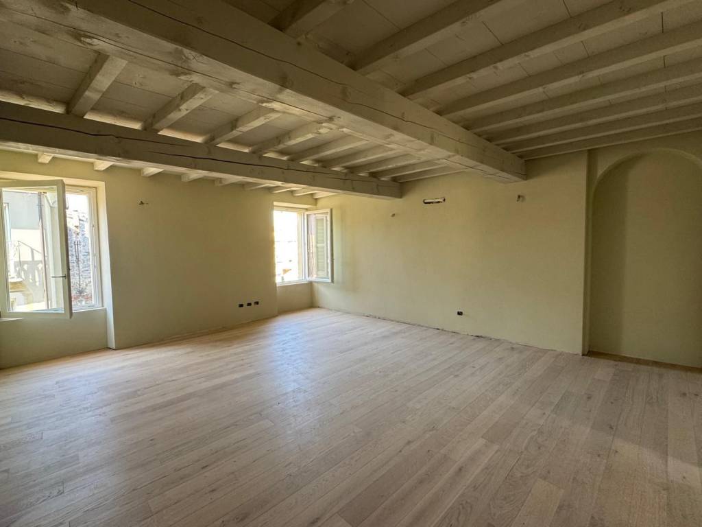 appartamento in vendita a Mantova in zona Virgiliana