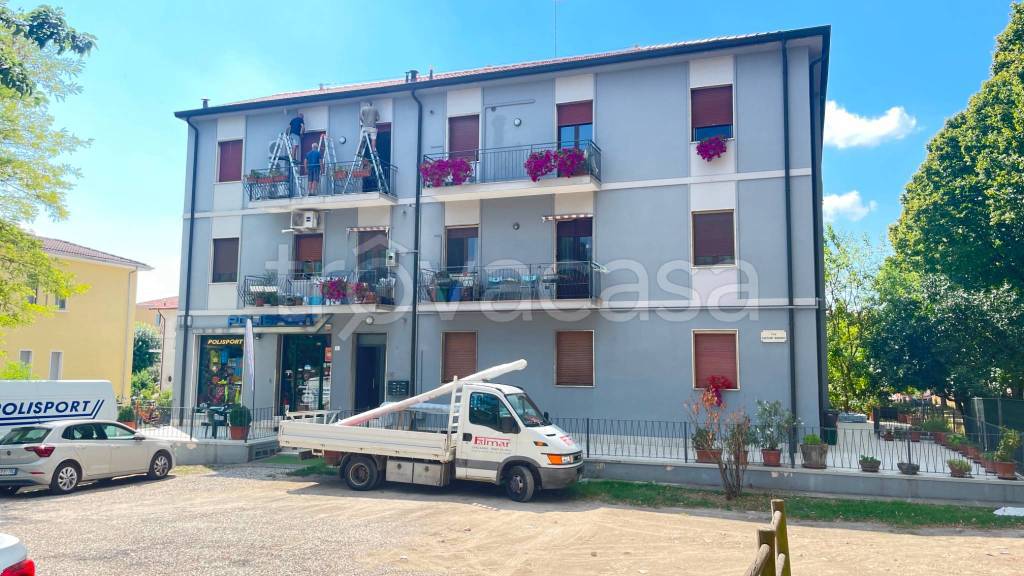appartamento in vendita a Mantova in zona Tè Brunetti