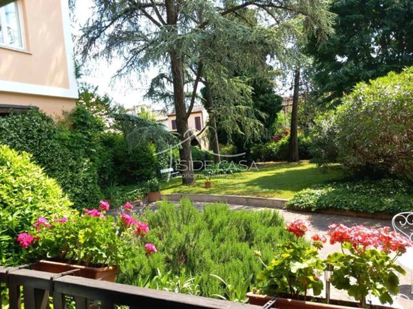 casa indipendente in vendita a Mantova