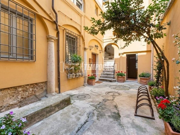 appartamento in vendita a Mantova in zona Centro Storico