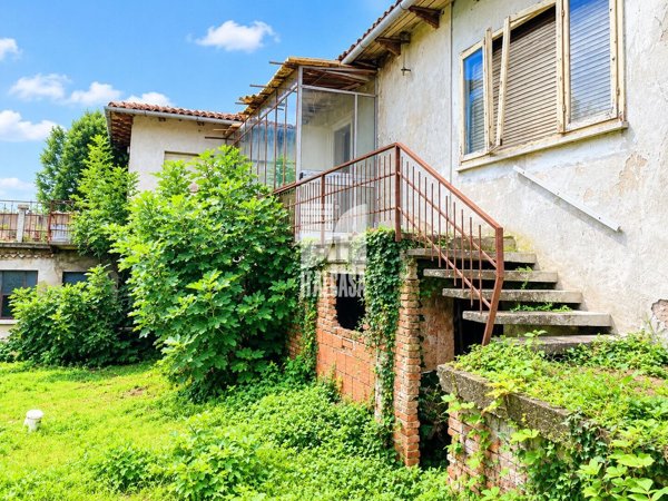casa indipendente in vendita a Mantova in zona Centro Storico