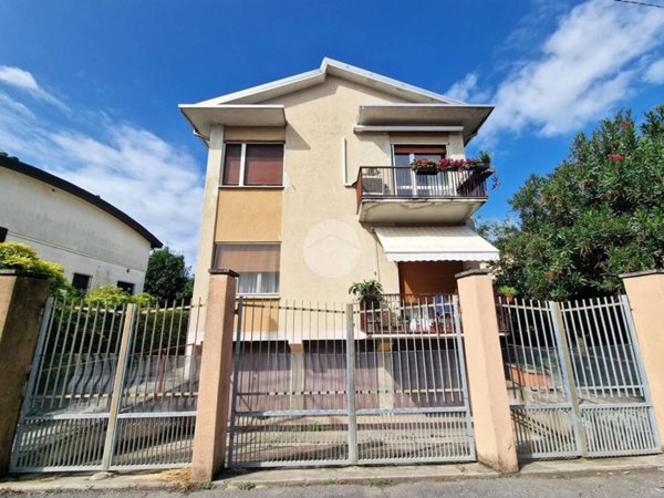 appartamento in vendita a Mantova in zona Tè Brunetti