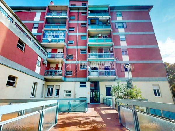 appartamento in vendita a Mantova in zona Tè Brunetti
