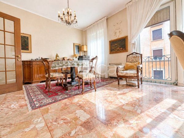 appartamento in vendita a Mantova in zona Centro Storico