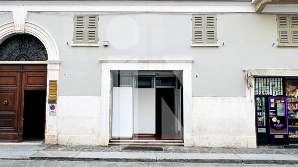 negozio in vendita a Mantova in zona Centro Storico