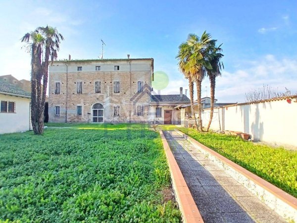 casa indipendente in vendita a Marcaria in zona San Michele in Bosco