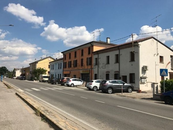 casa indipendente in vendita a Marcaria in zona Pilastro