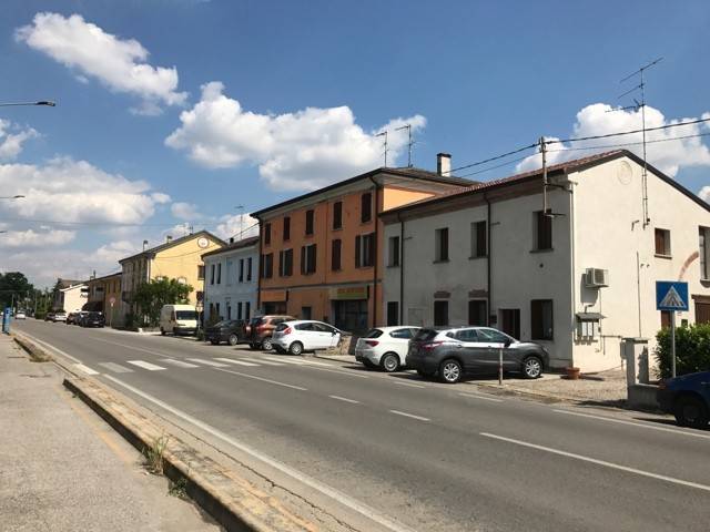 casa indipendente in vendita a Marcaria in zona Pilastro
