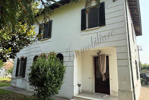 casa indipendente in vendita a Marcaria in zona Canicossa