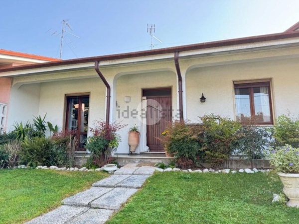 casa indipendente in vendita a Marcaria in zona Campitello