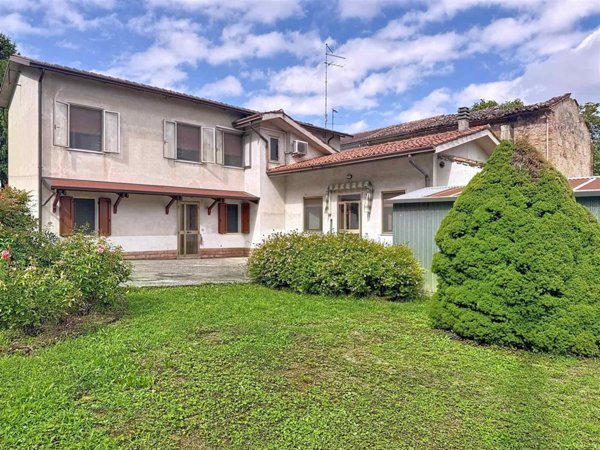 casa indipendente in vendita a Marcaria in zona Canicossa