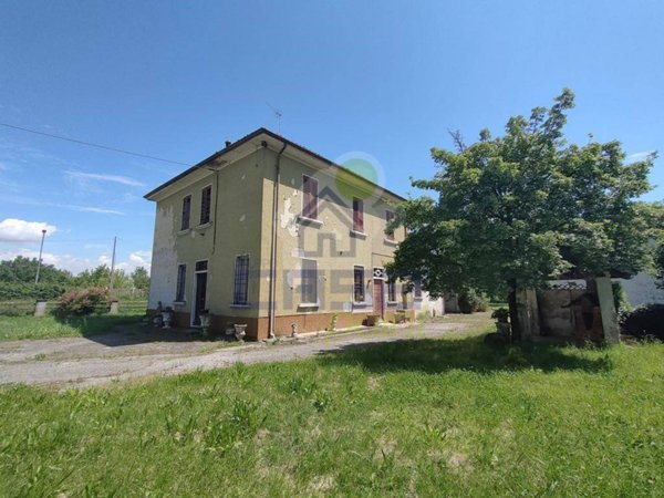 casa indipendente in vendita a Marcaria