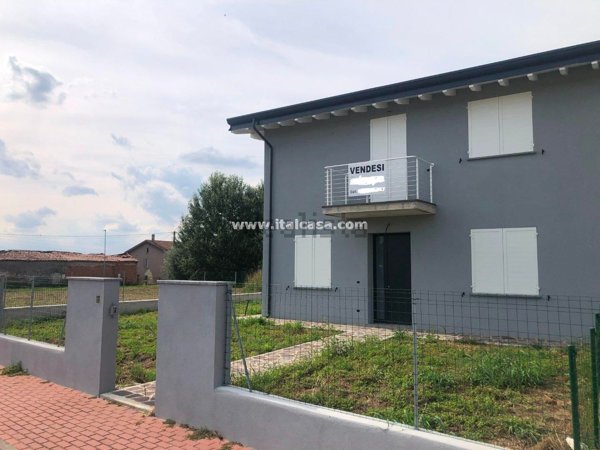casa indipendente in vendita a Marcaria in zona Campitello