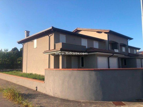 casa indipendente in vendita a Marcaria in zona Gabbiana